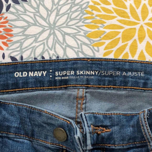 Skinny jeans - Picture 2 of 3